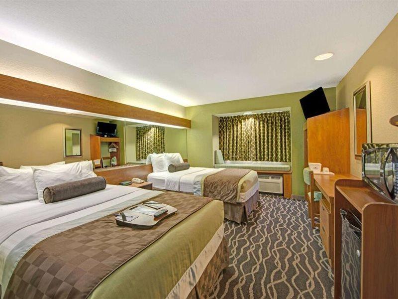 Super 8 By Wyndham San Antonio Downtown Ne Exterior foto