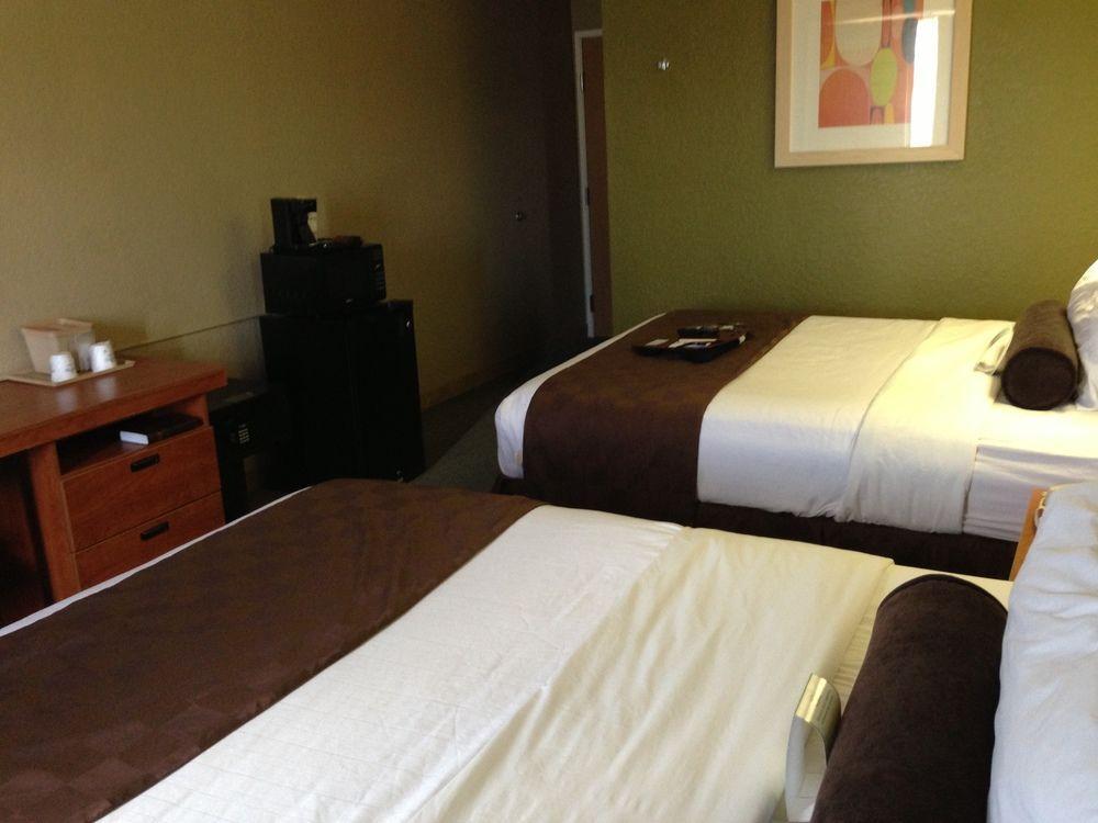 Super 8 By Wyndham San Antonio Downtown Ne Exterior foto